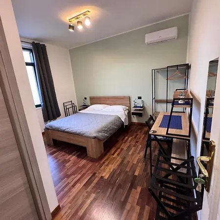 Bed & Breakfast Dormire A Reggio Zona Aeroporto 3*