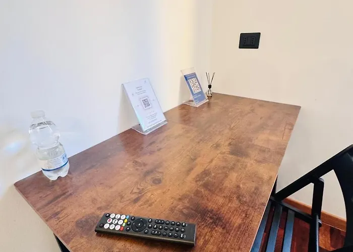 Dormire A Reggio Zona Aeroporto Alojamento de Acomodação e Pequeno-almoço 3*